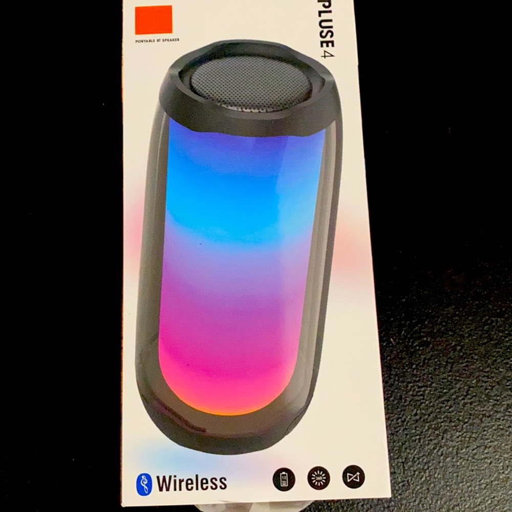 Pulse4 Bluetooth speaker
